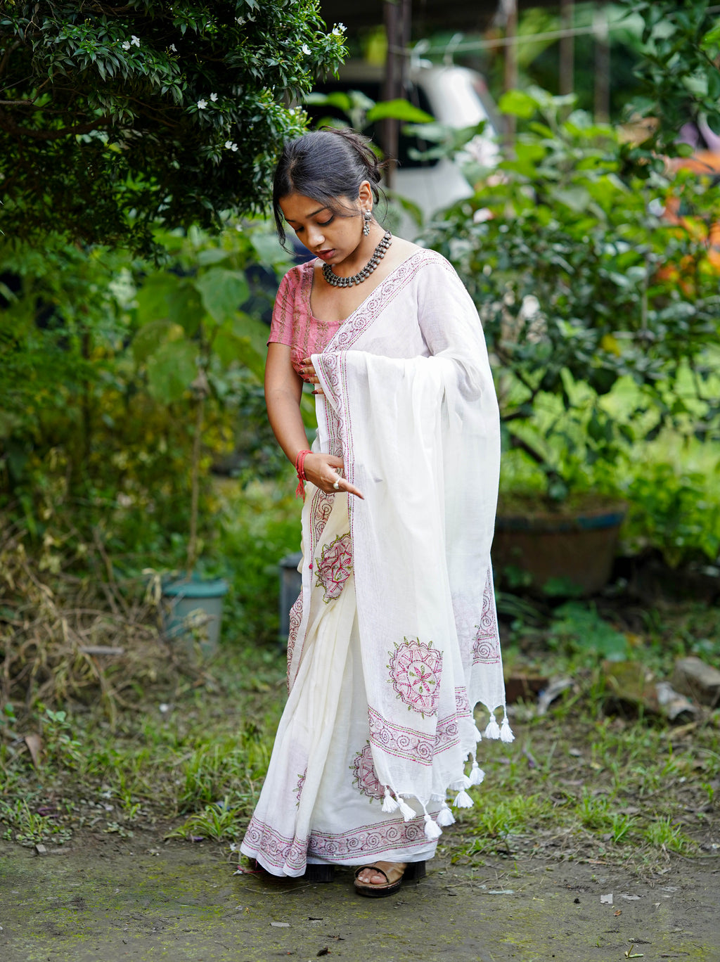 Ivory Gulabi Embroidered Saree
