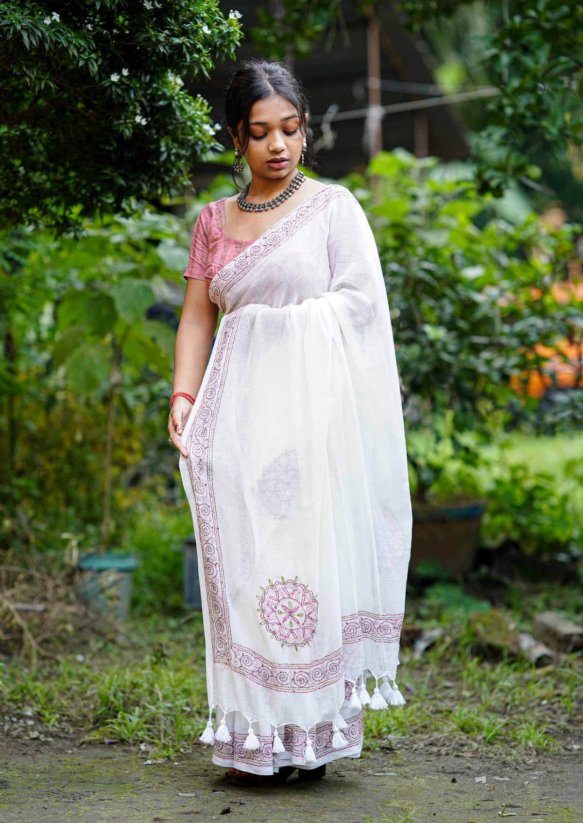 Ivory Gulabi Embroidered Saree
